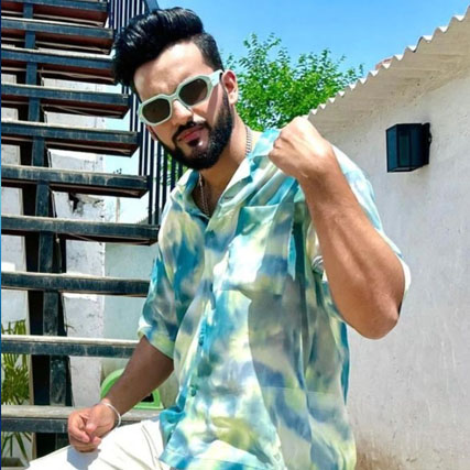 Fukra Insaan ( Abhishek Malhan )